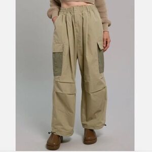 Frankie Shop Stu cargo pant (M/L)